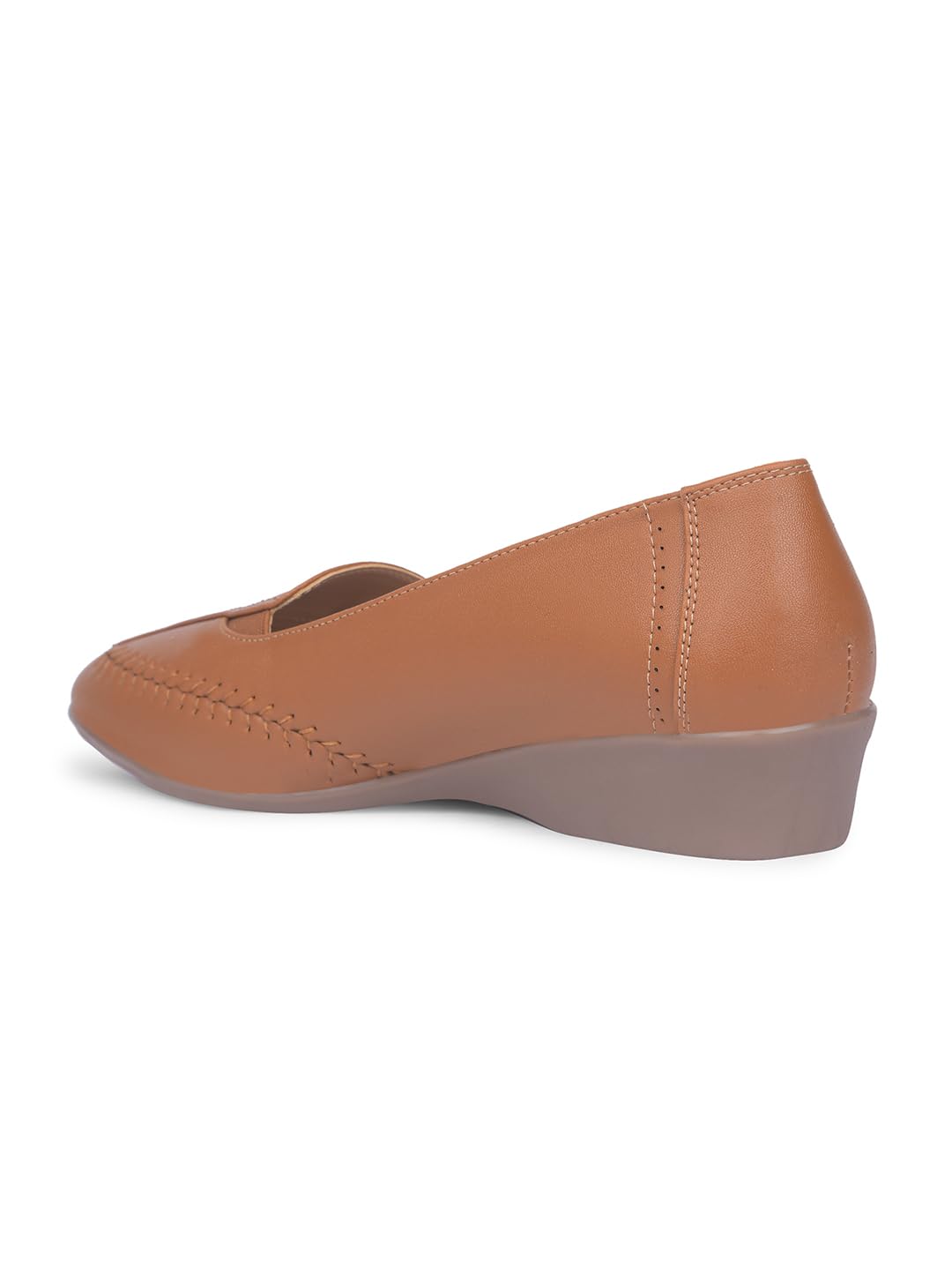 Bata Women's Tan Ballet Flats - Image 3