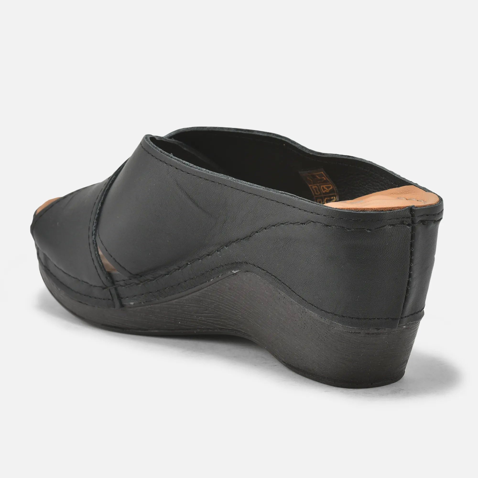Woodland Women's Leather Slippers - Image 5