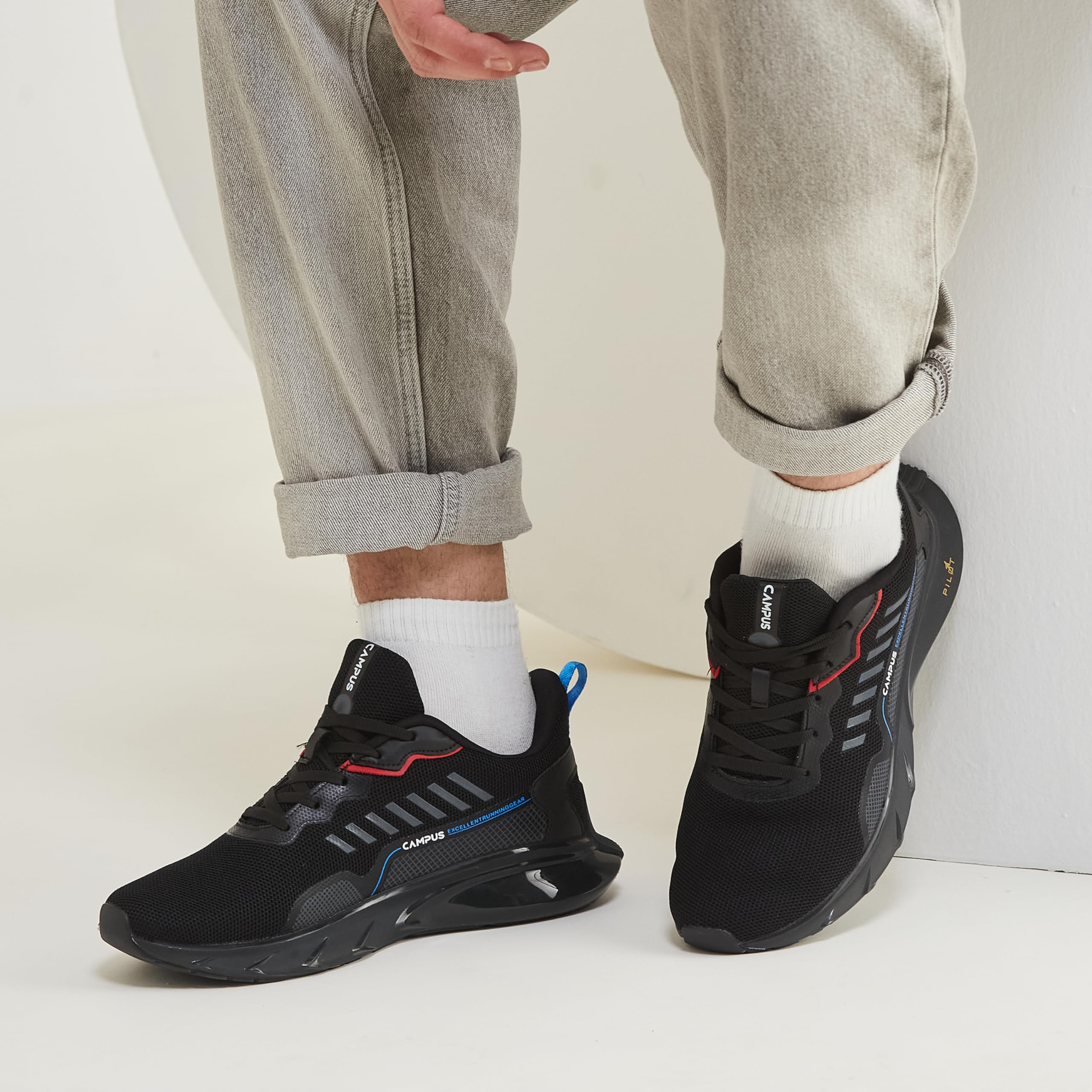 Campus Deccan Sneakers for Men - Black/Red - Image 3