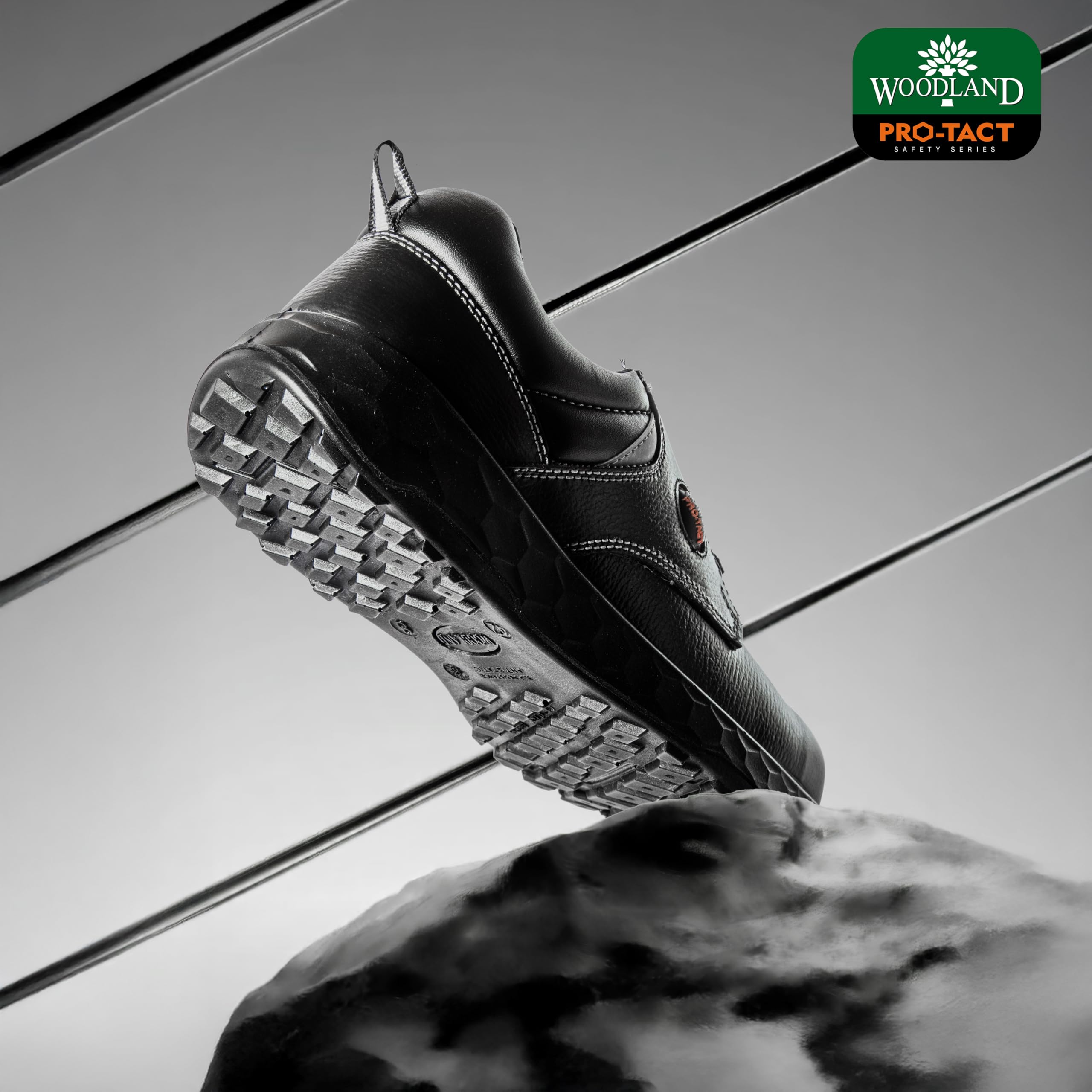 Woodland Tango Leather Safety Shoes for Men - Steel Toe Black - Image 3