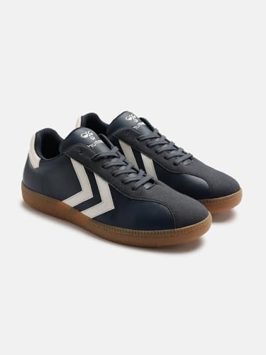 hummel Classic Triumph Suede Sneaker for Men - Image 3