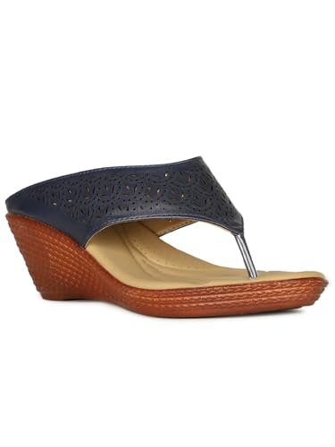 Bata Women's Wedge Heel Sandal - Image 2