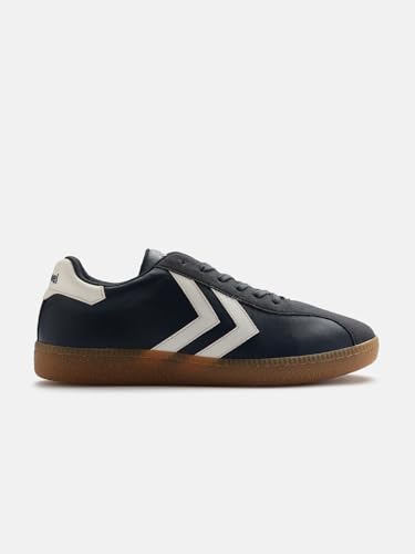hummel Classic Triumph Suede Sneaker for Men - Image 4