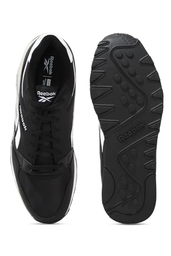 Reebok Unisex Ultra Flash Sneaker - Image 4
