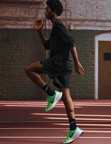 Nike Mens Revolution 8 Running Shoe - Image 3