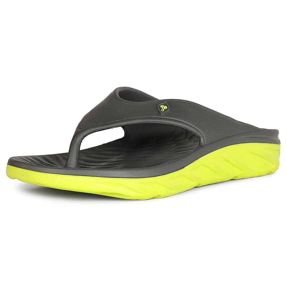 Bata Men's Slip-on Slipper - Image 4